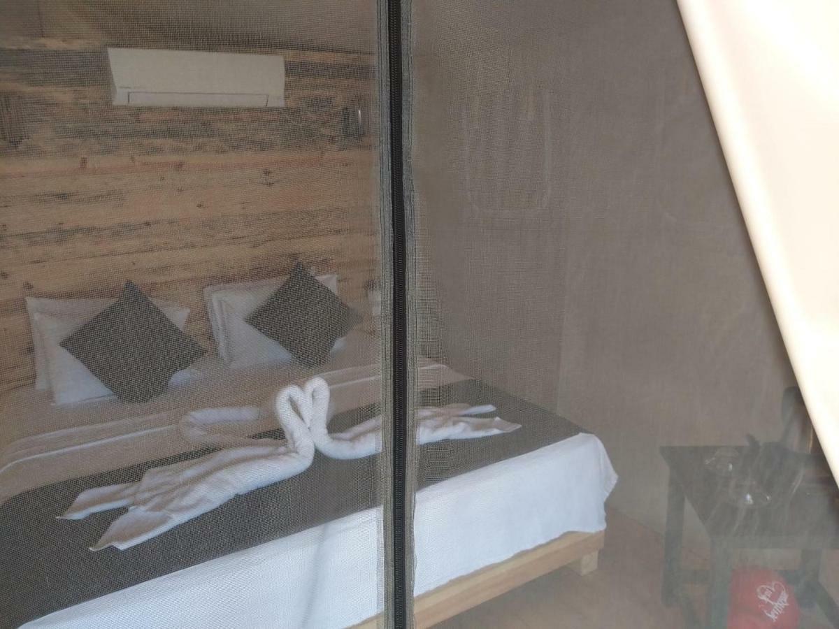 Green Pine Beach & Bungallows 히사뢰뉘 외부 사진