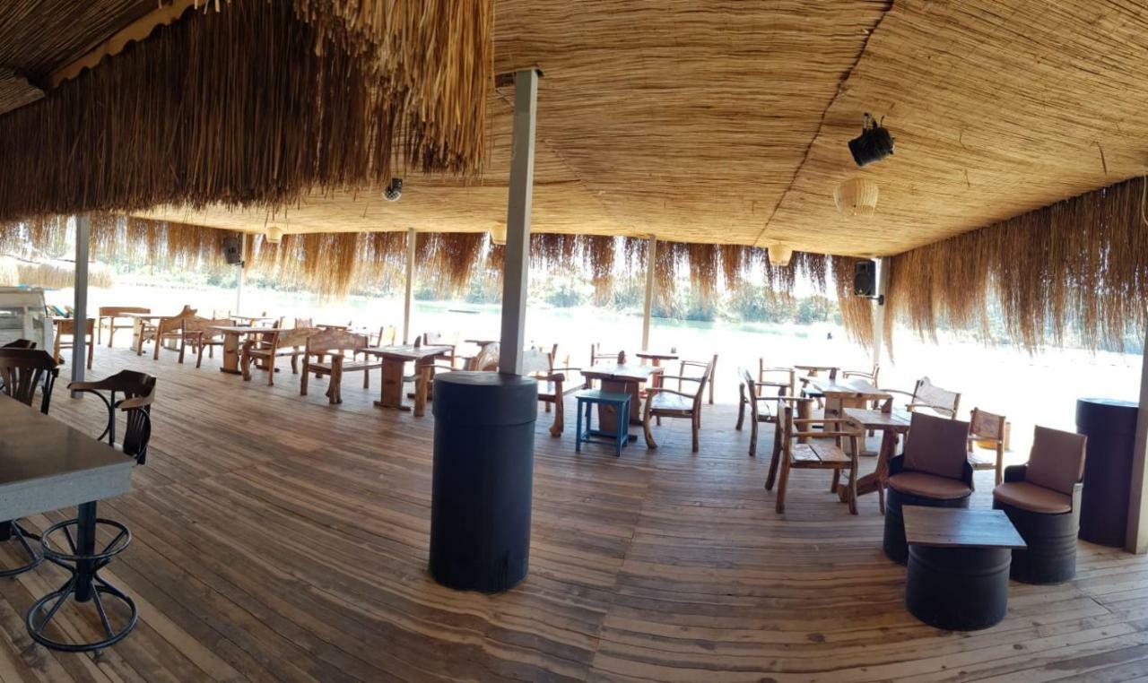 Green Pine Beach & Bungallows 히사뢰뉘 외부 사진